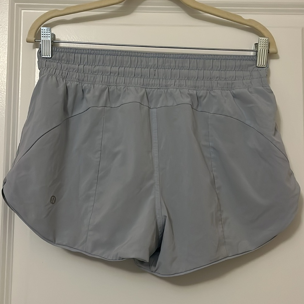 Lululemon Shorts Reversible - Picture 4 of 4